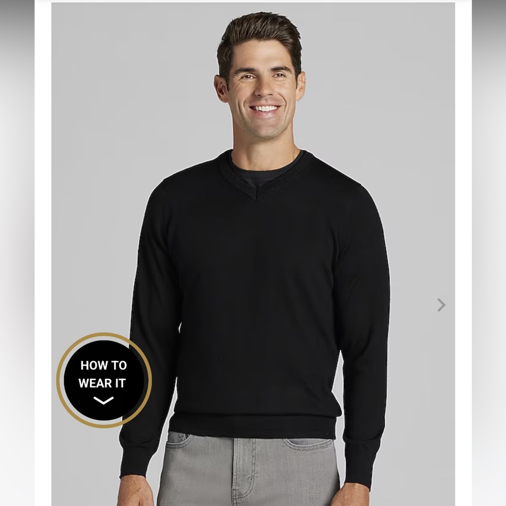 Jos A Bank Traveler Black V-Neck Sweater